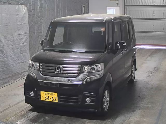 HONDA N-BOX