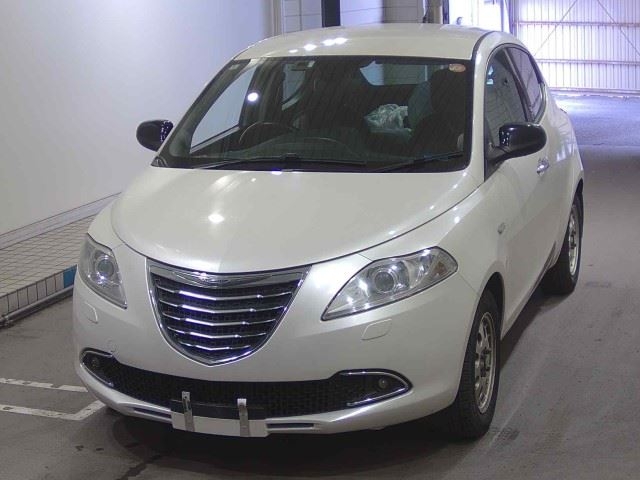 CHRYSLER YPSILON
