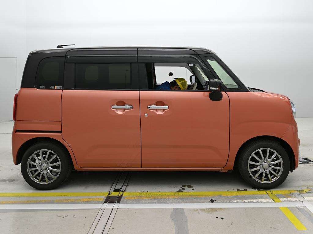 SUZUKI WAGON R SMILE