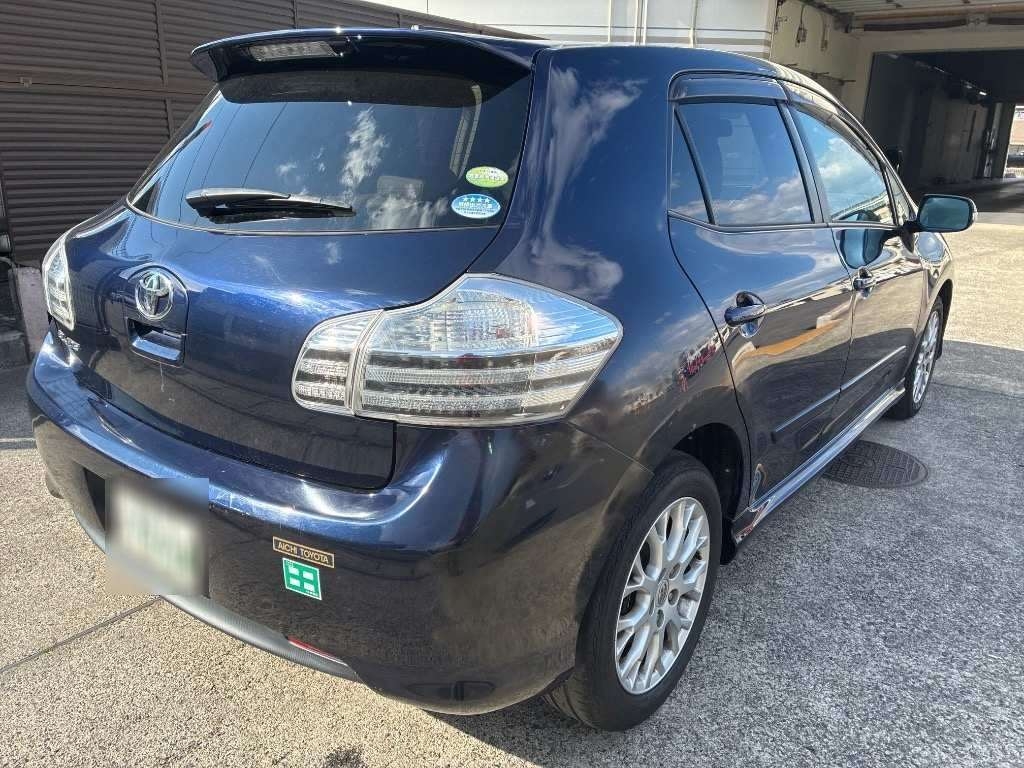TOYOTA BLADE