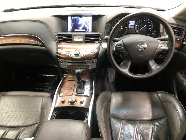 NISSAN FUGA