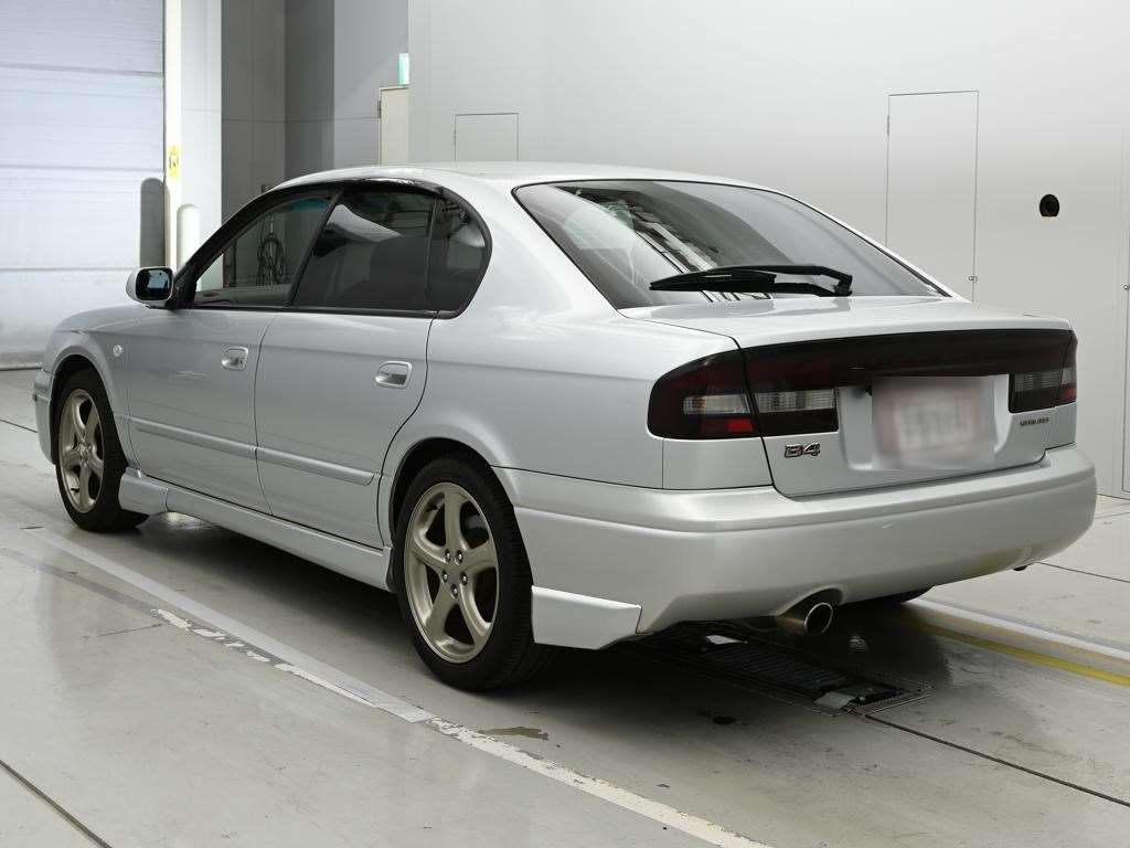 SUBARU LEGACY B4