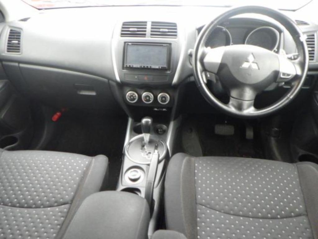 MITSUBISHI RVR