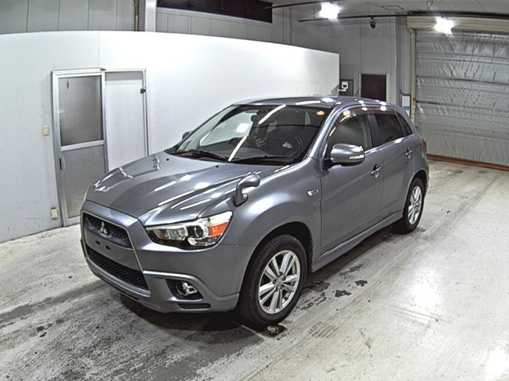 MITSUBISHI RVR