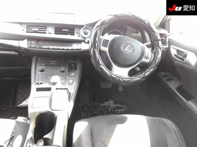 LEXUS CT200H