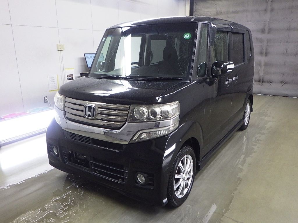HONDA N-BOX