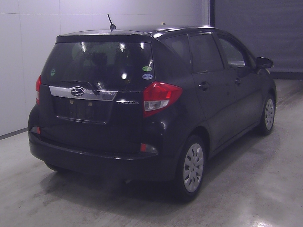 SUBARU TREZIA