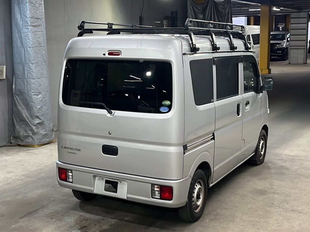 MITSUBISHI MINICAB