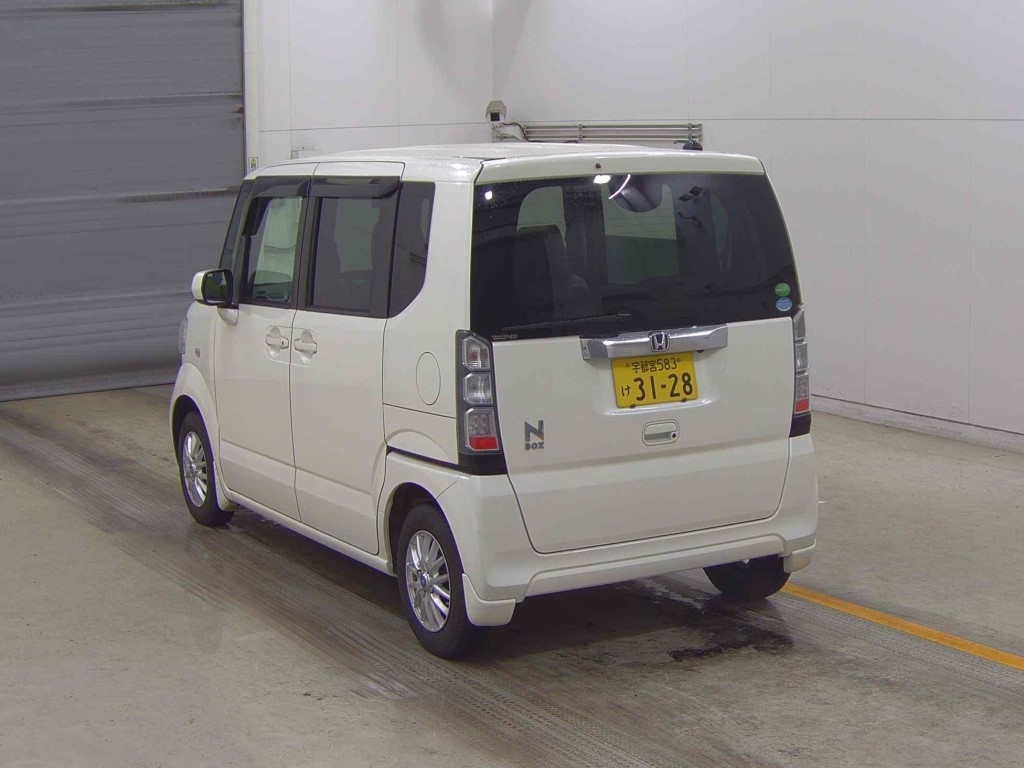 HONDA N-BOX+