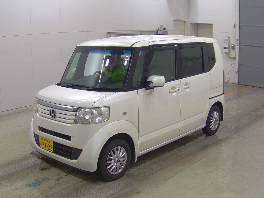 HONDA N-BOX+