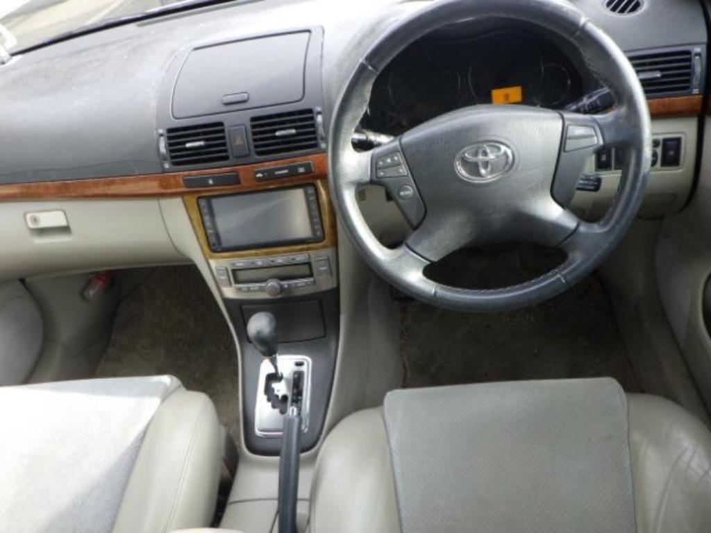 TOYOTA AVENSIS