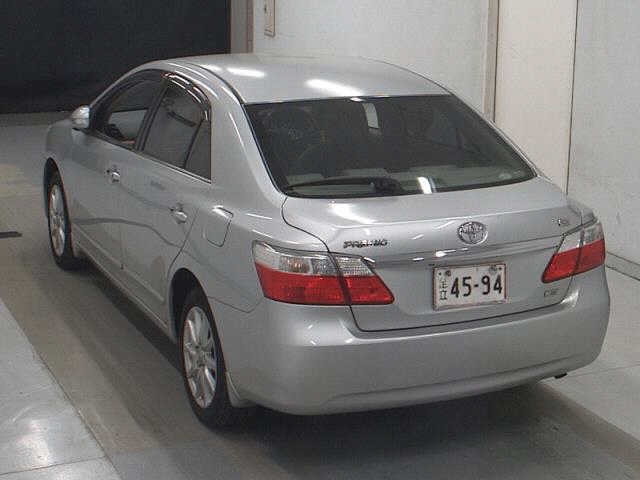 TOYOTA PREMIO