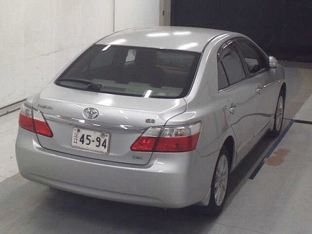 TOYOTA PREMIO