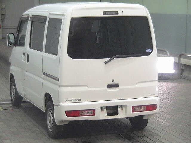 MITSUBISHI MINICAB