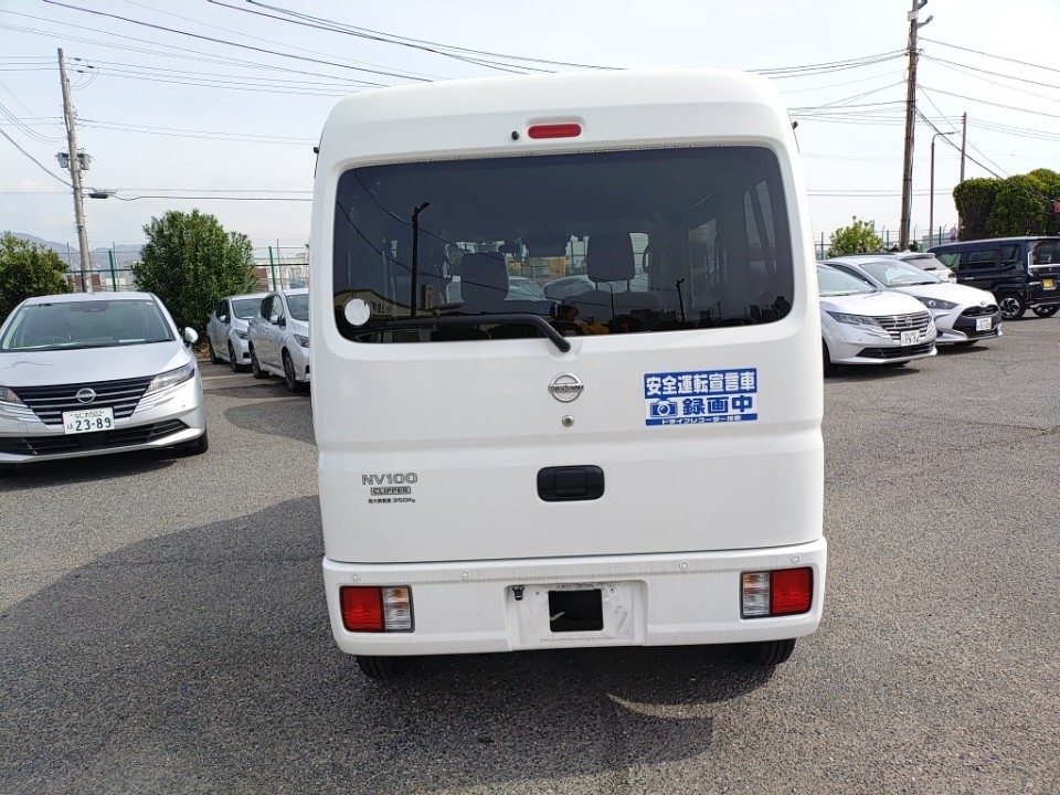 NISSAN NV100 CLIPPER