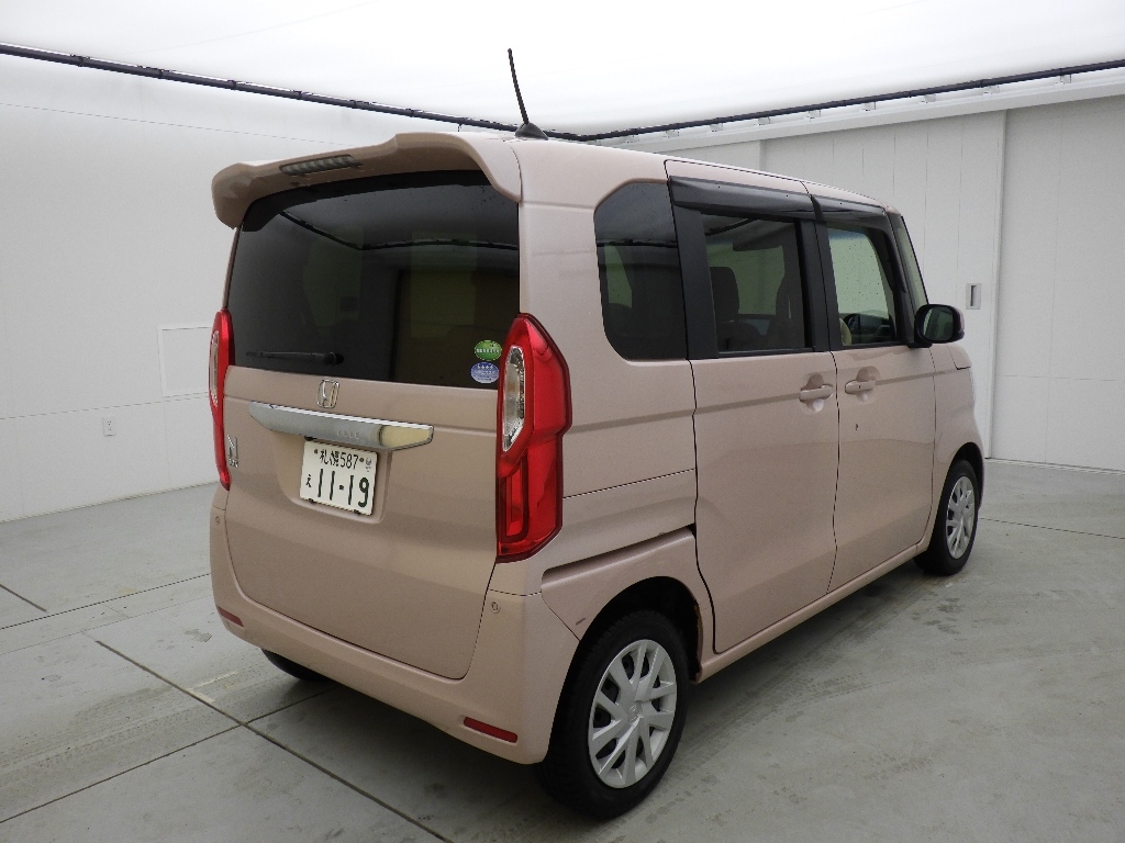 HONDA N-BOX