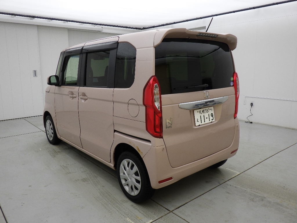 HONDA N-BOX