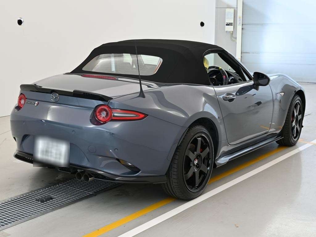 MAZDA ROADSTER