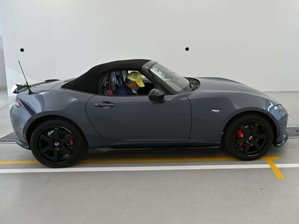 MAZDA ROADSTER