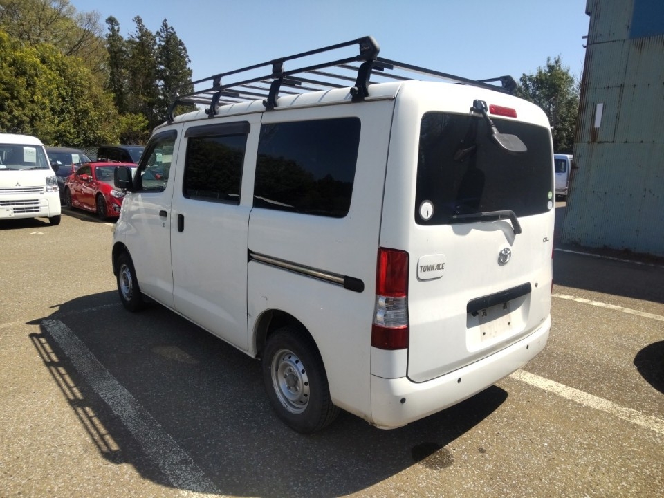 TOYOTA TOWN ACE