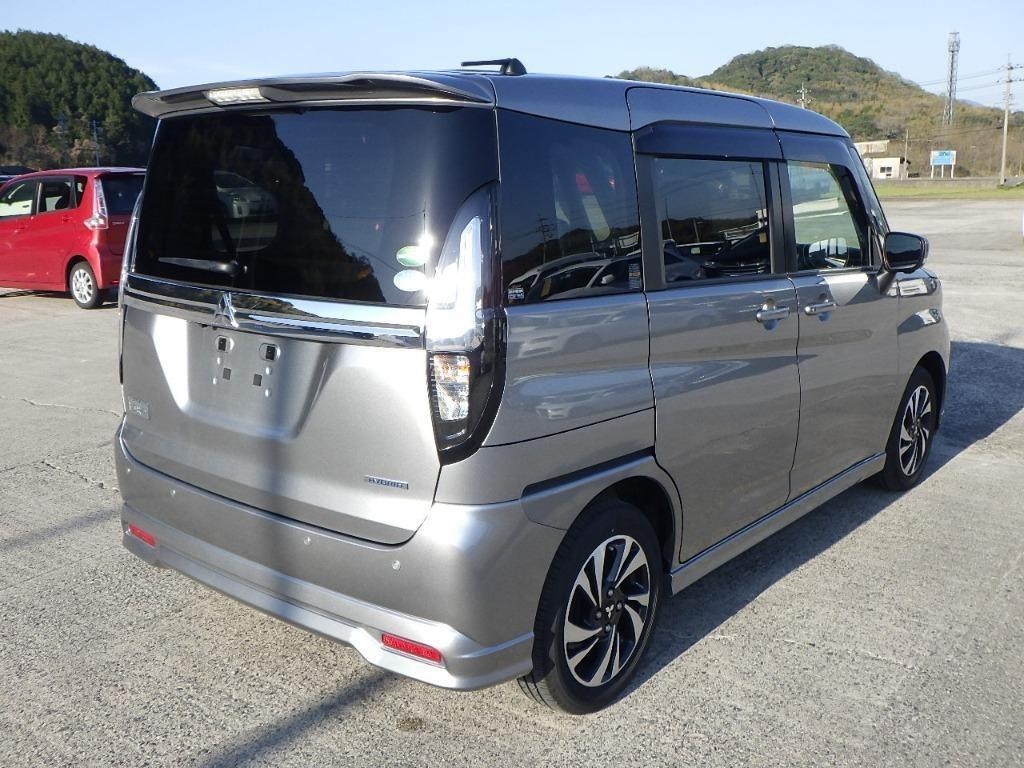 MITSUBISHI DELICA D:2