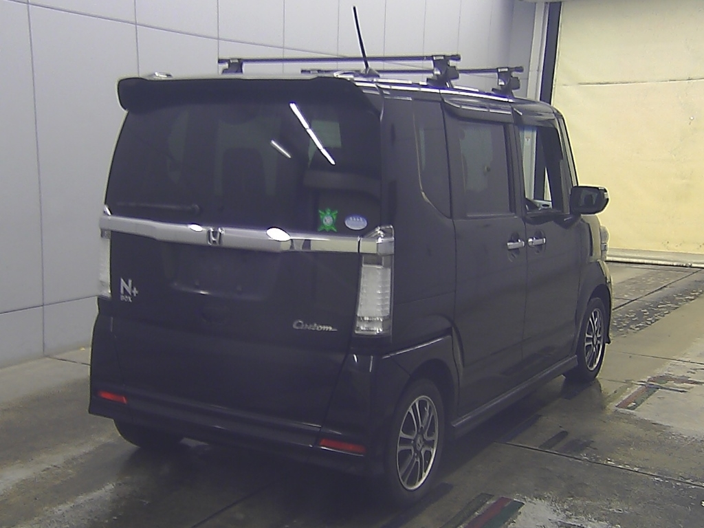 HONDA N-BOX+