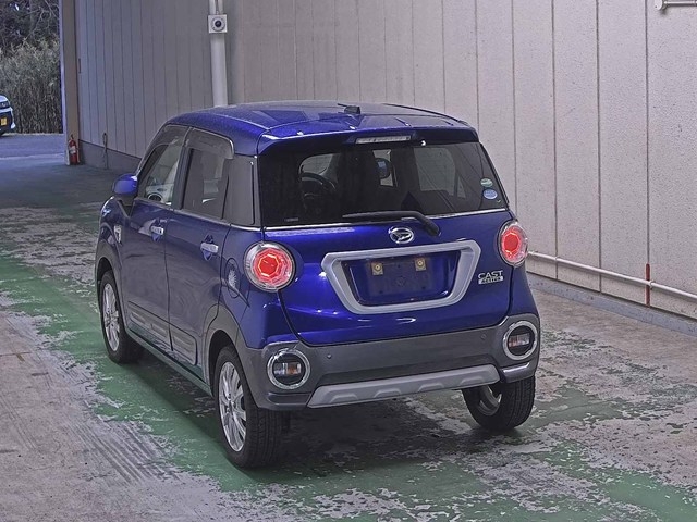 DAIHATSU CAST