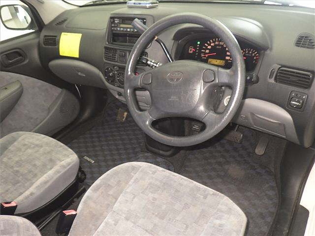 TOYOTA RAUM