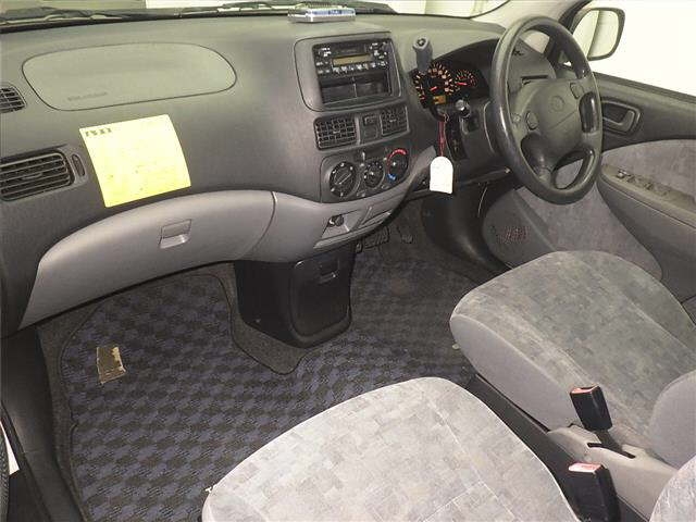 TOYOTA RAUM