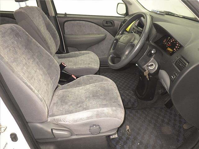TOYOTA RAUM