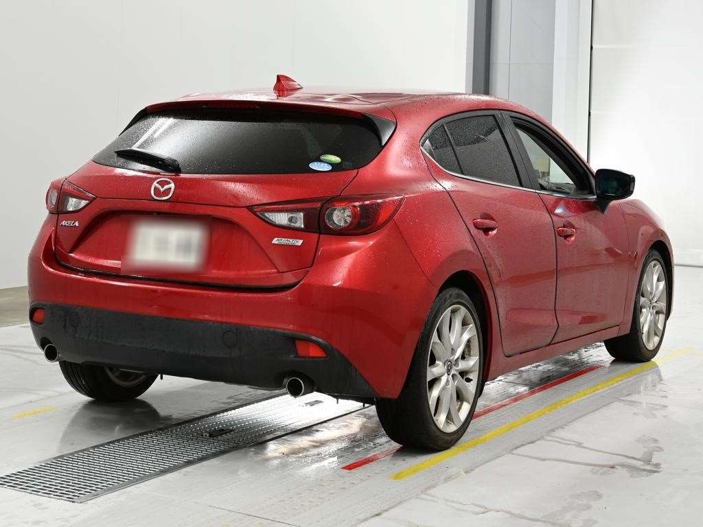 MAZDA AXELA