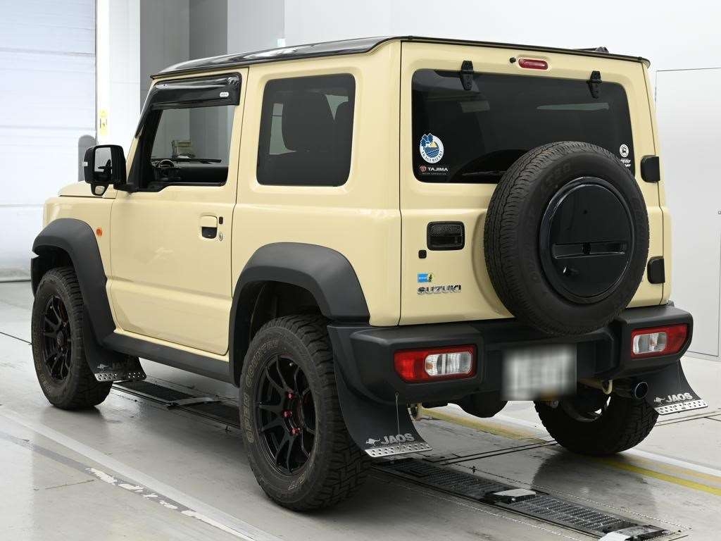 SUZUKI JIMNY SIERRA