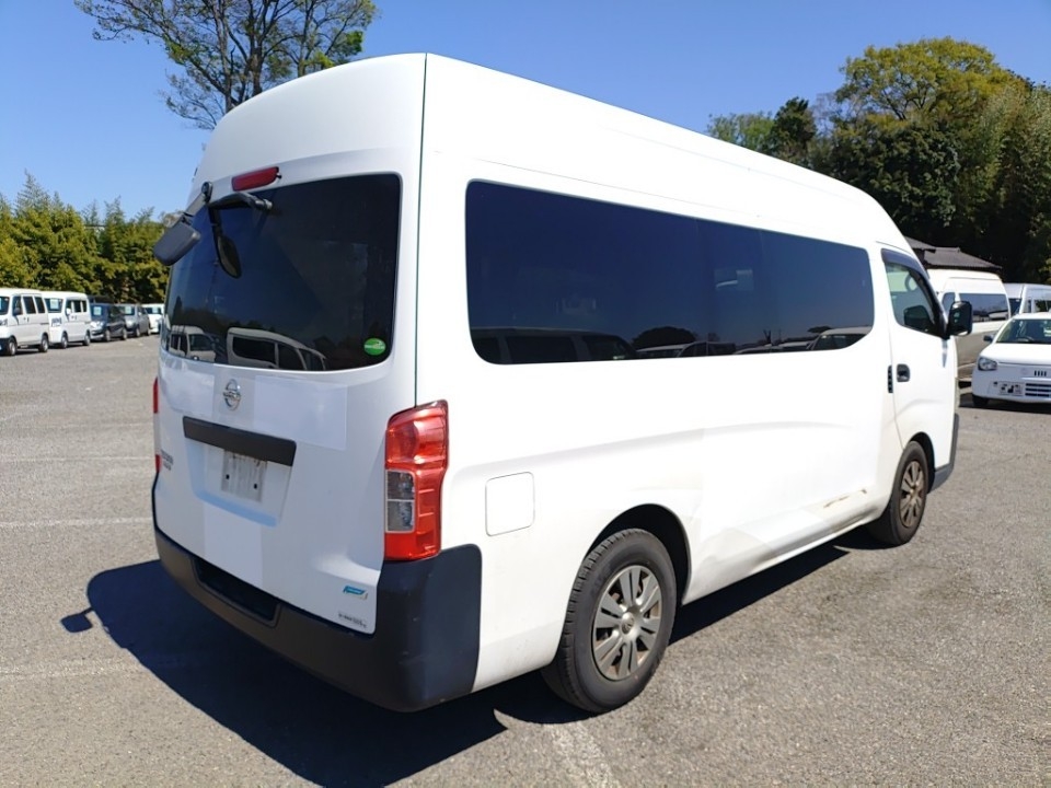 NISSAN NV350 CARAVAN
