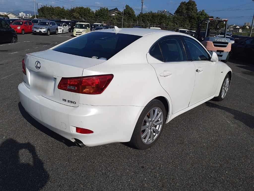 LEXUS IS250
