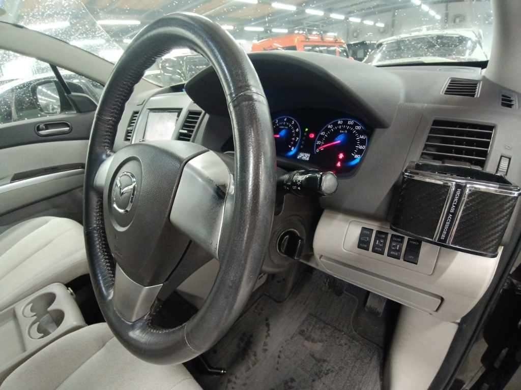 MAZDA MPV