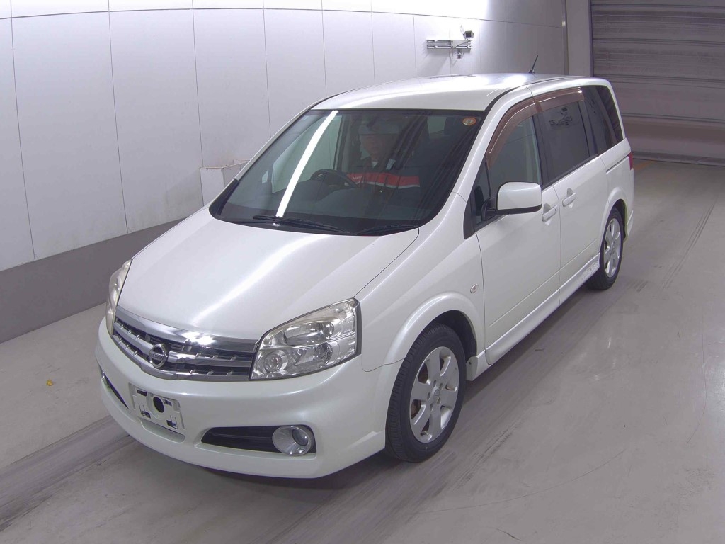 NISSAN LAFESTA