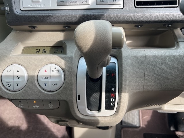 HONDA LIFE