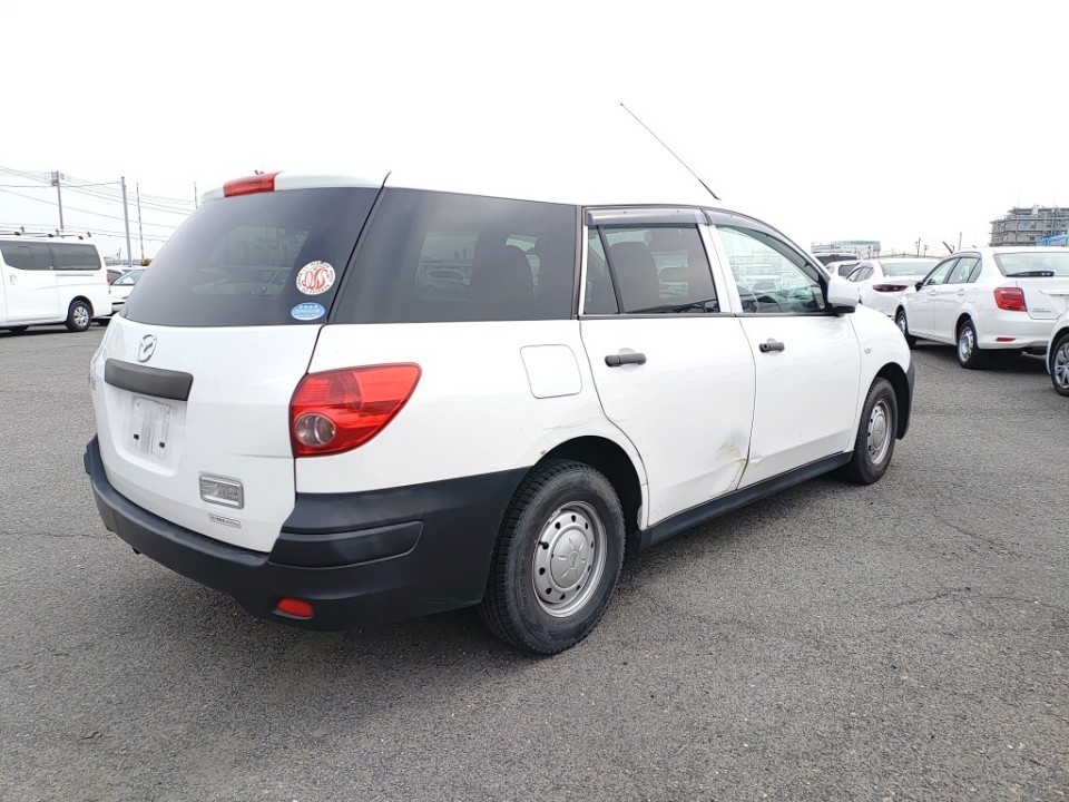 MAZDA FAMILIA
