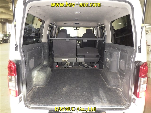 NISSAN NV350 CARAVAN