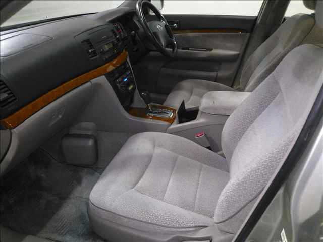 TOYOTA MARK II