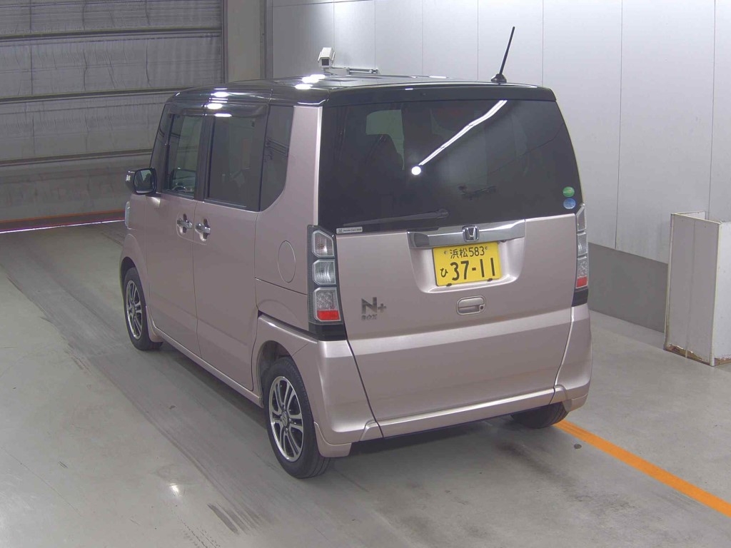 HONDA N-BOX+