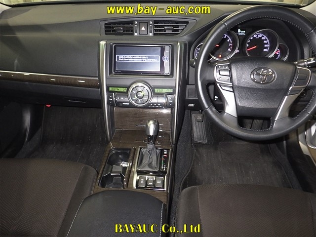 TOYOTA MARK X