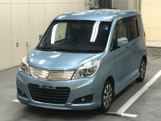 MITSUBISHI DELICA D:2
