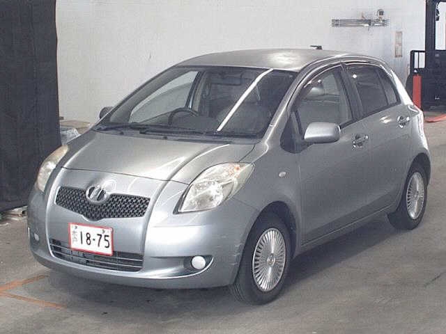 TOYOTA VITZ