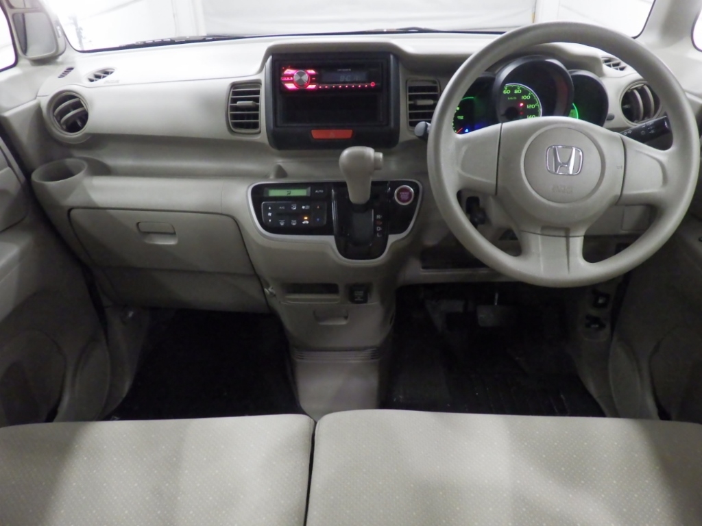 HONDA N-BOX