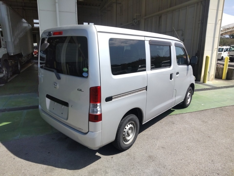TOYOTA LITE ACE