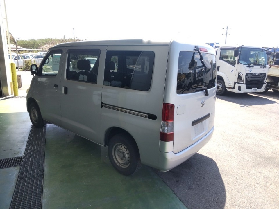 TOYOTA LITE ACE