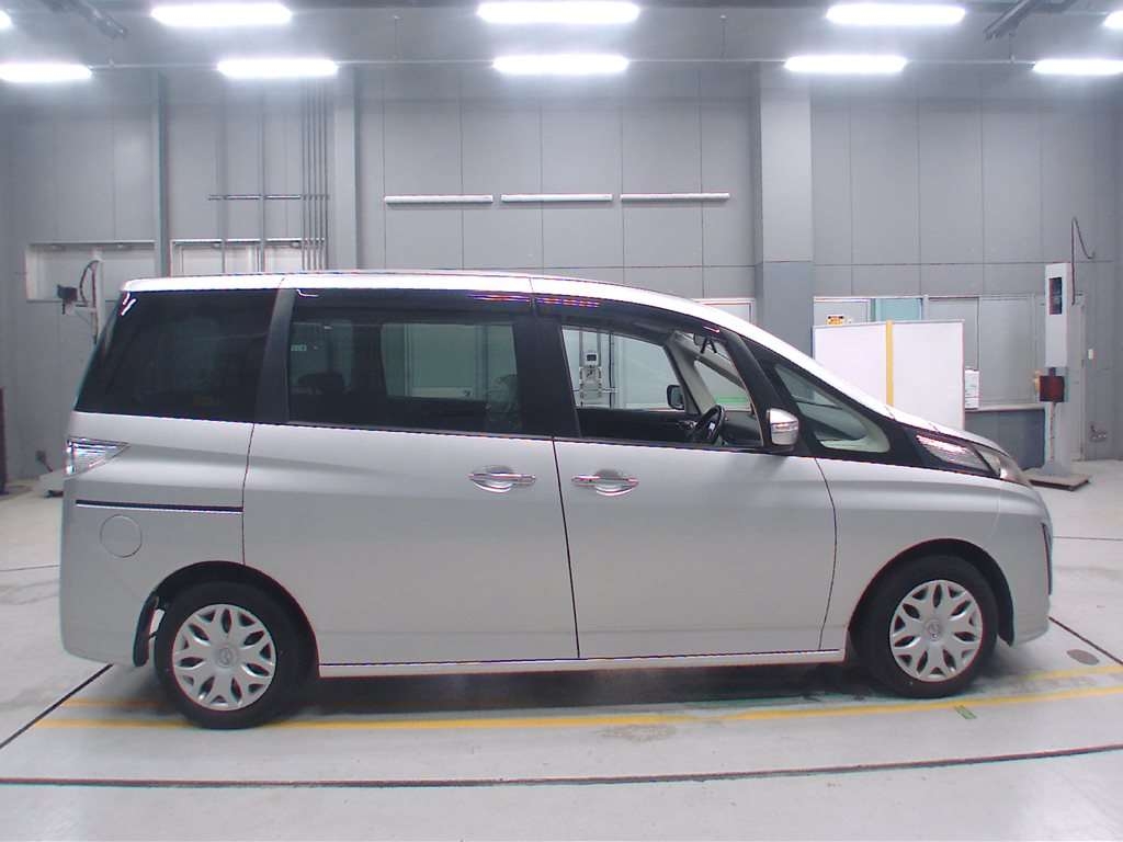 MAZDA BIANTE