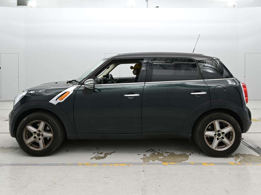 MINI CROSSOVER