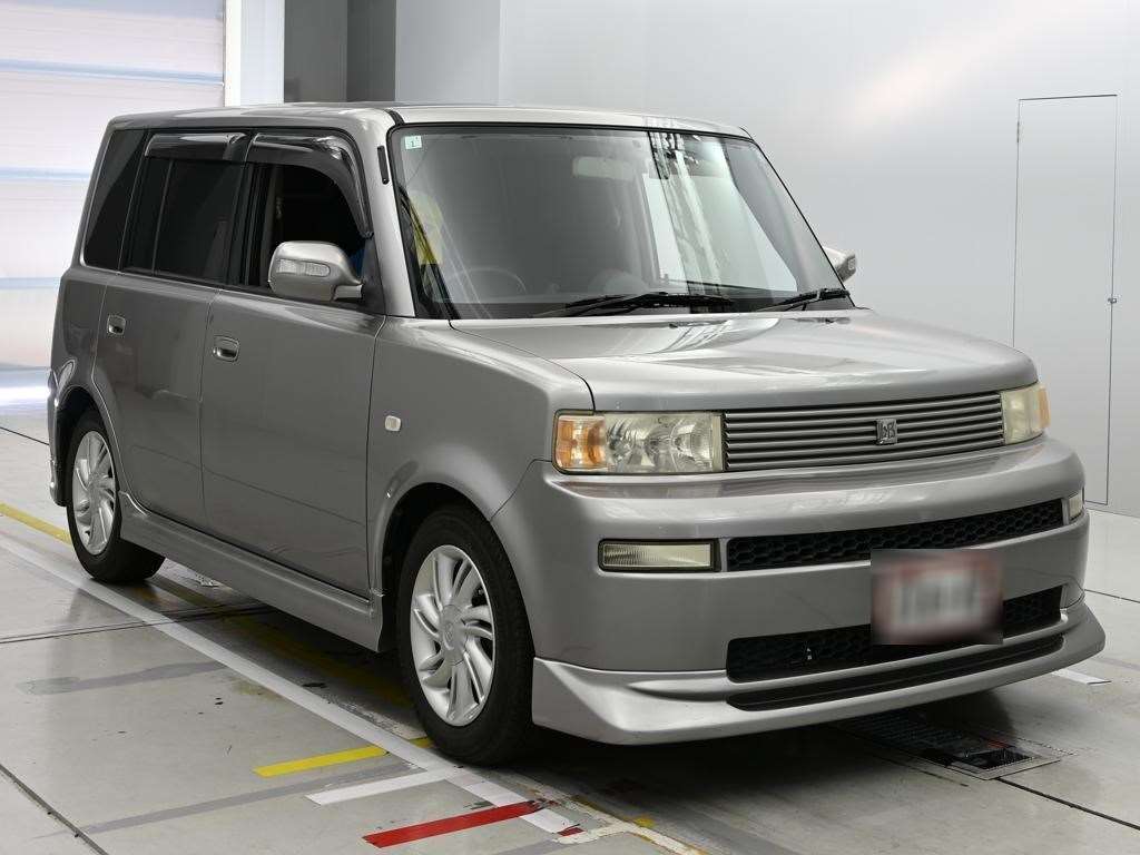 TOYOTA BB